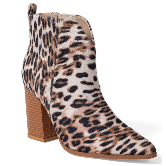 Leopard black brown tan cowboy cowgirl country booties boots furry fuzzy - Picture 1 of 7